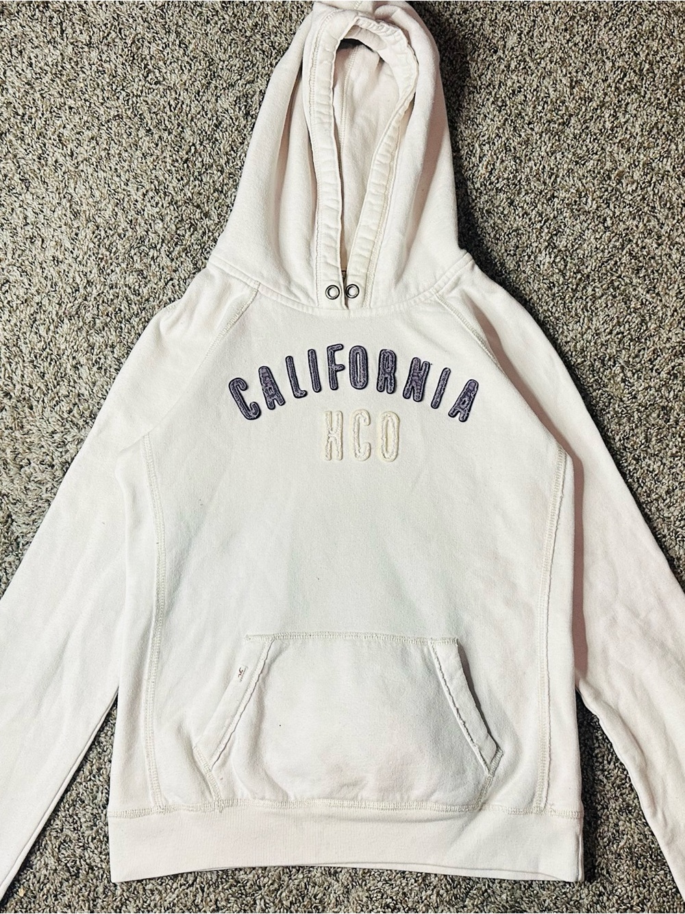 Hollister Off-White 'California' Hooded Sweatshirt with Navy Embroidery